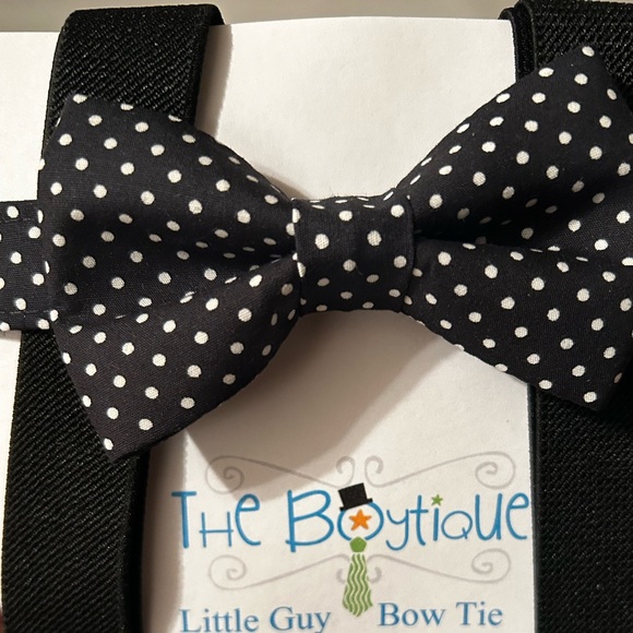 Children’s Black Polka Dot Bow Tie with Black Suspenders - Picture 3 of 4